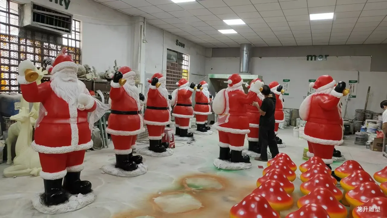 Santa & Reindeer Rides