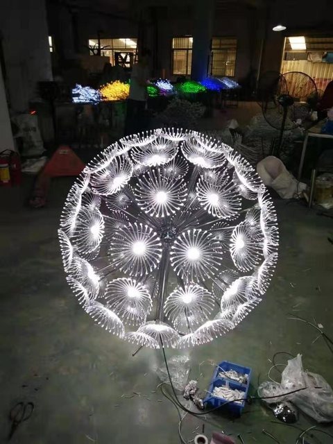 Thick Fibre Optic Dandelion Christmas decoration light by JKPARKRIDES