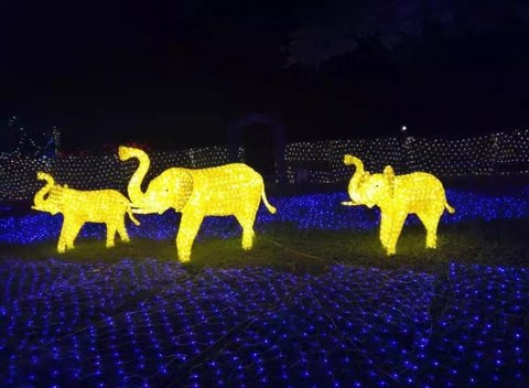 Elephant Christmas decoration light by JKPARKRIDES