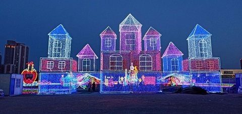 Castle Christmas decoration light by JKPARKRIDES