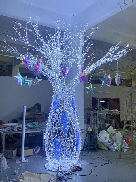 Tree Light Christmas decoration light by JKPARKRIDES