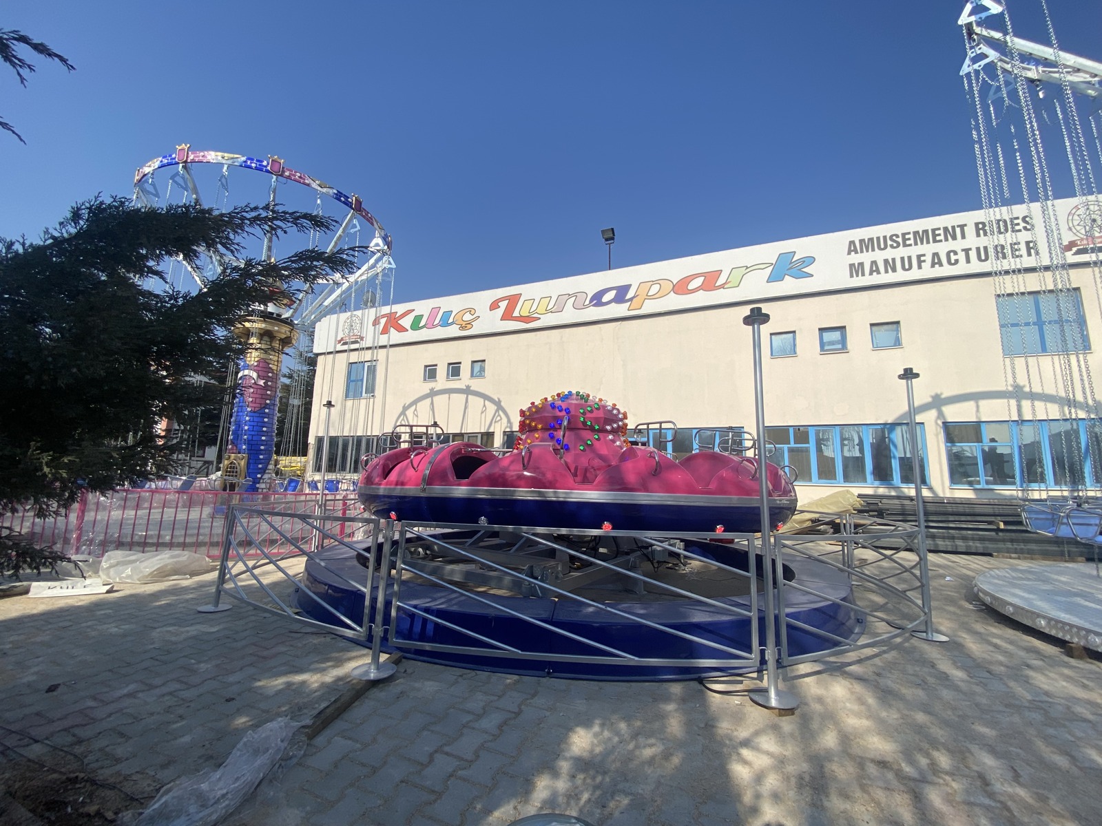 Mini Ballerina — additional view of the equipment