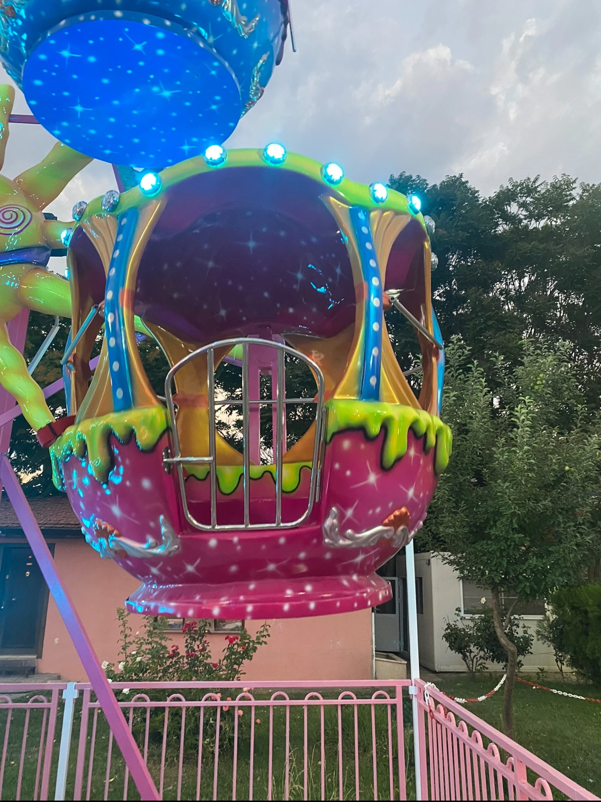 Mini Chair Swing Ride — additional view of the equipment