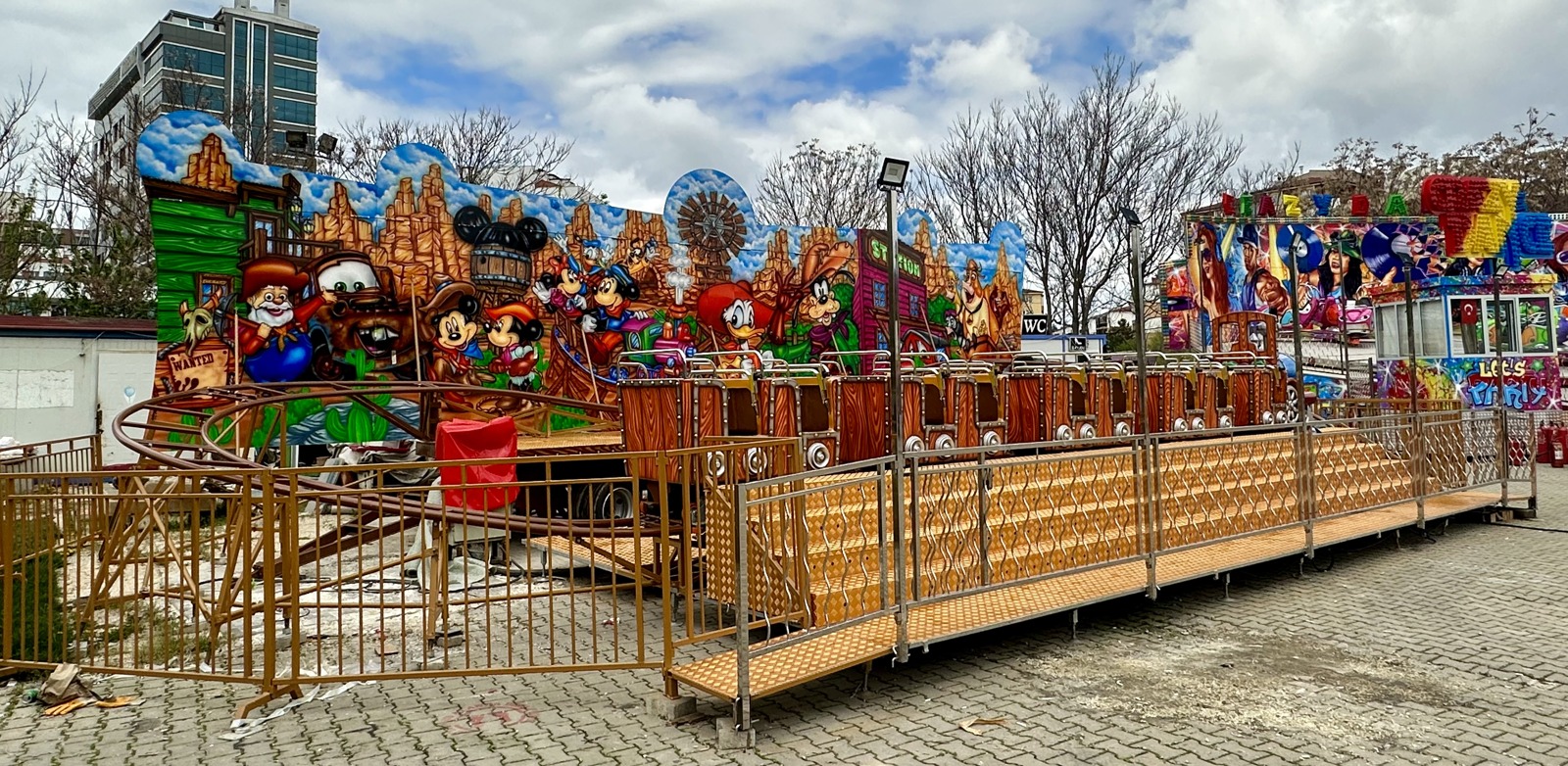 Runaway Train — additional view of the equipment