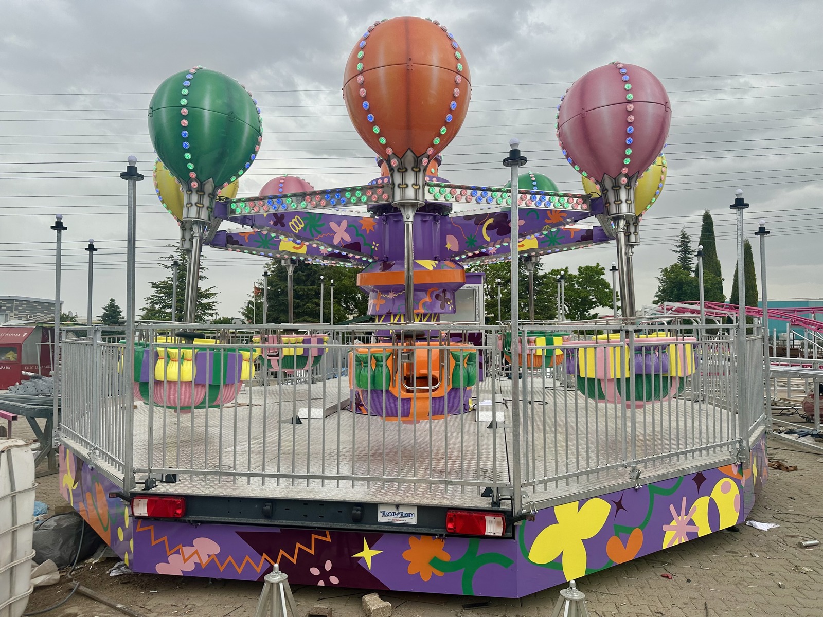 Samba Balloon On Trailer — additional view of the equipment