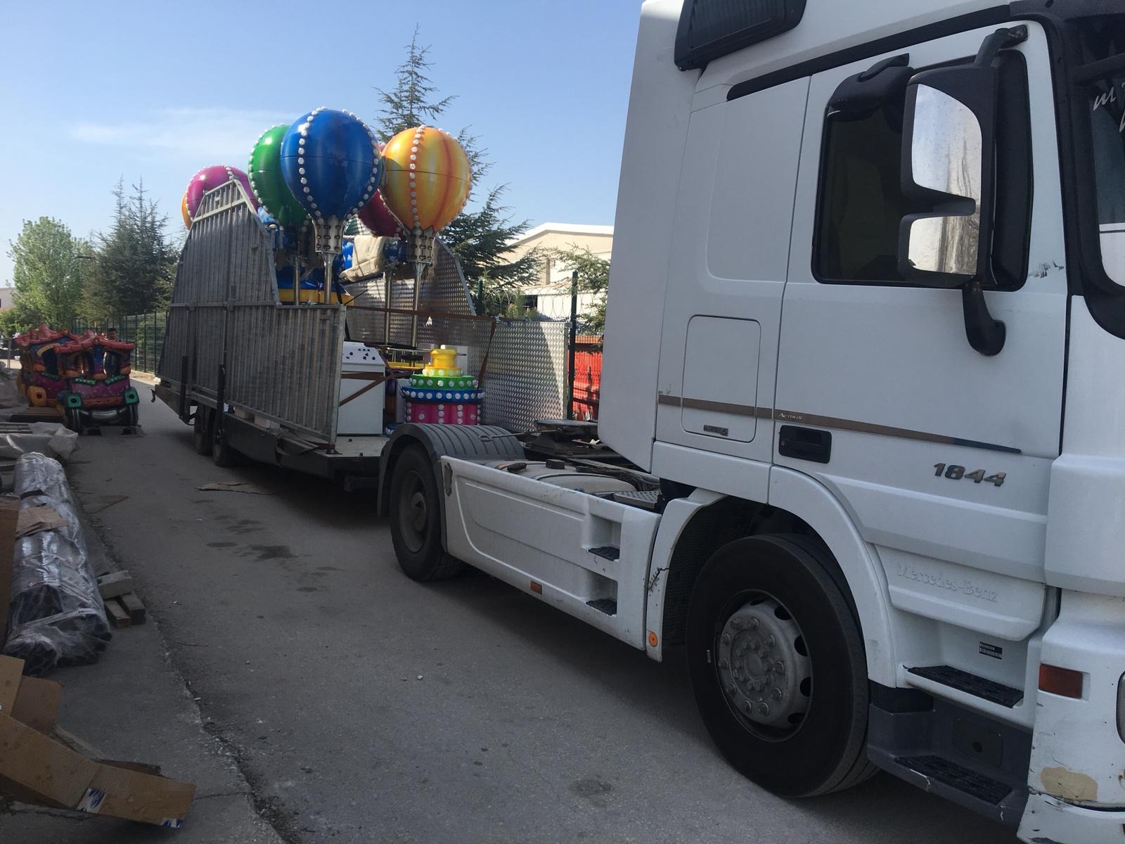 Samba Balloon On Trailer — ride folded or packed for transport