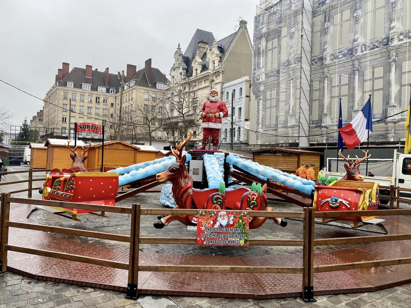 Santa Cars — additional view of the equipment