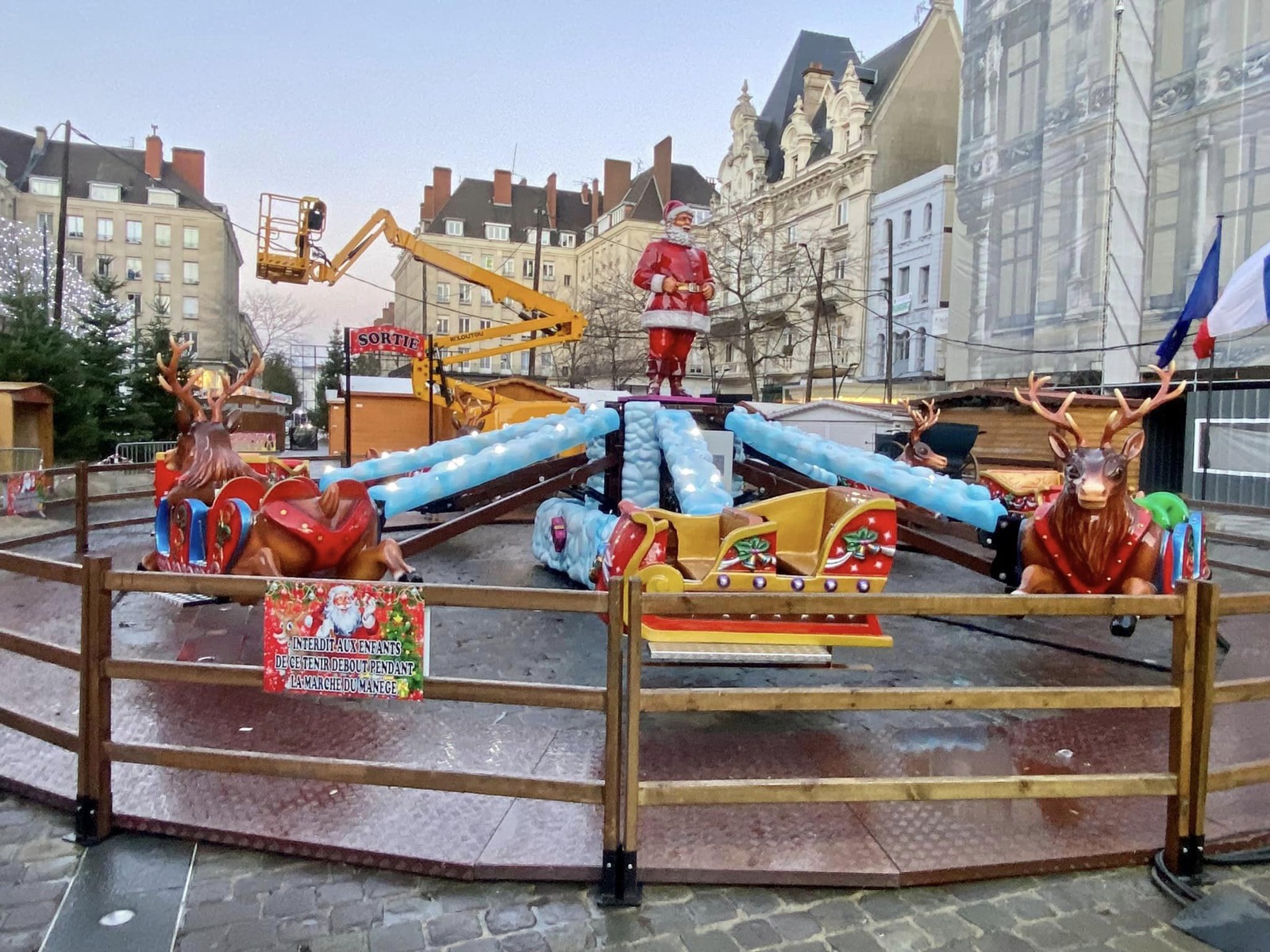 Santa Cars — additional view of the equipment