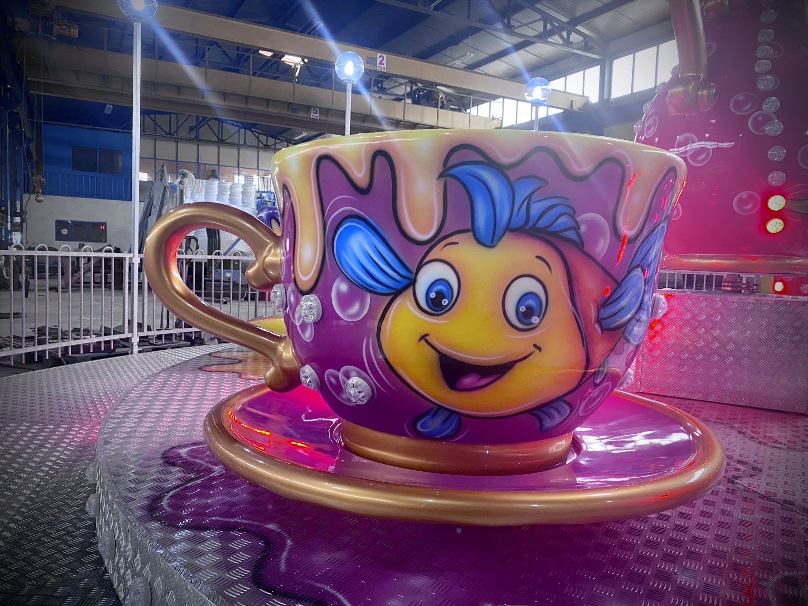 Teacup — seat or equipment detail