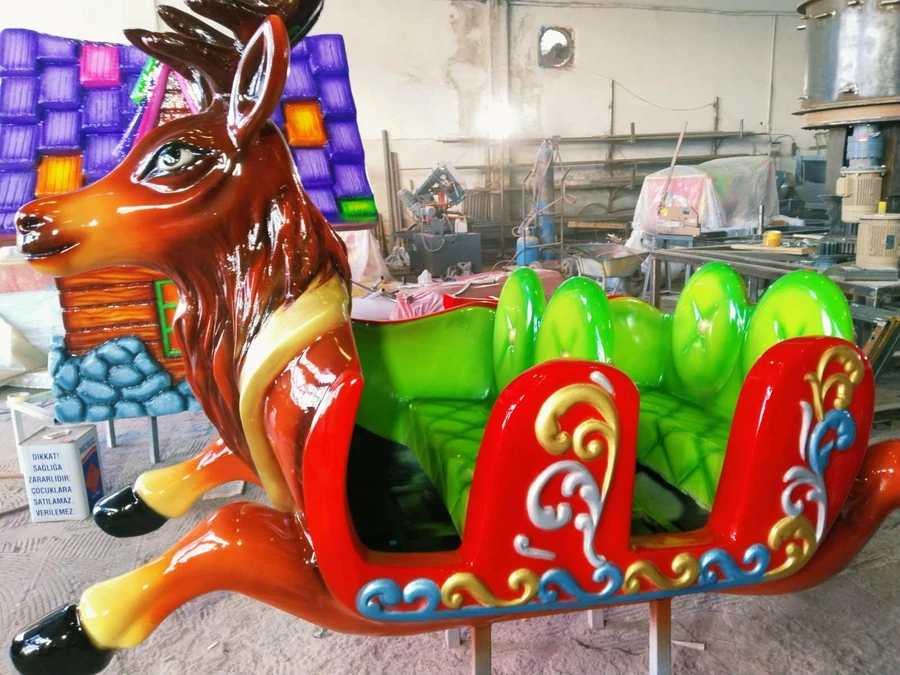 Christmas Train — 14 Seats by JKPARKRIDES
