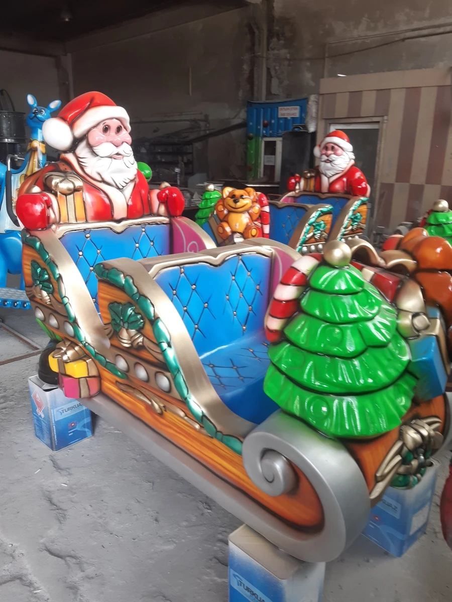 Santa Sleigh by JKPARKRIDES